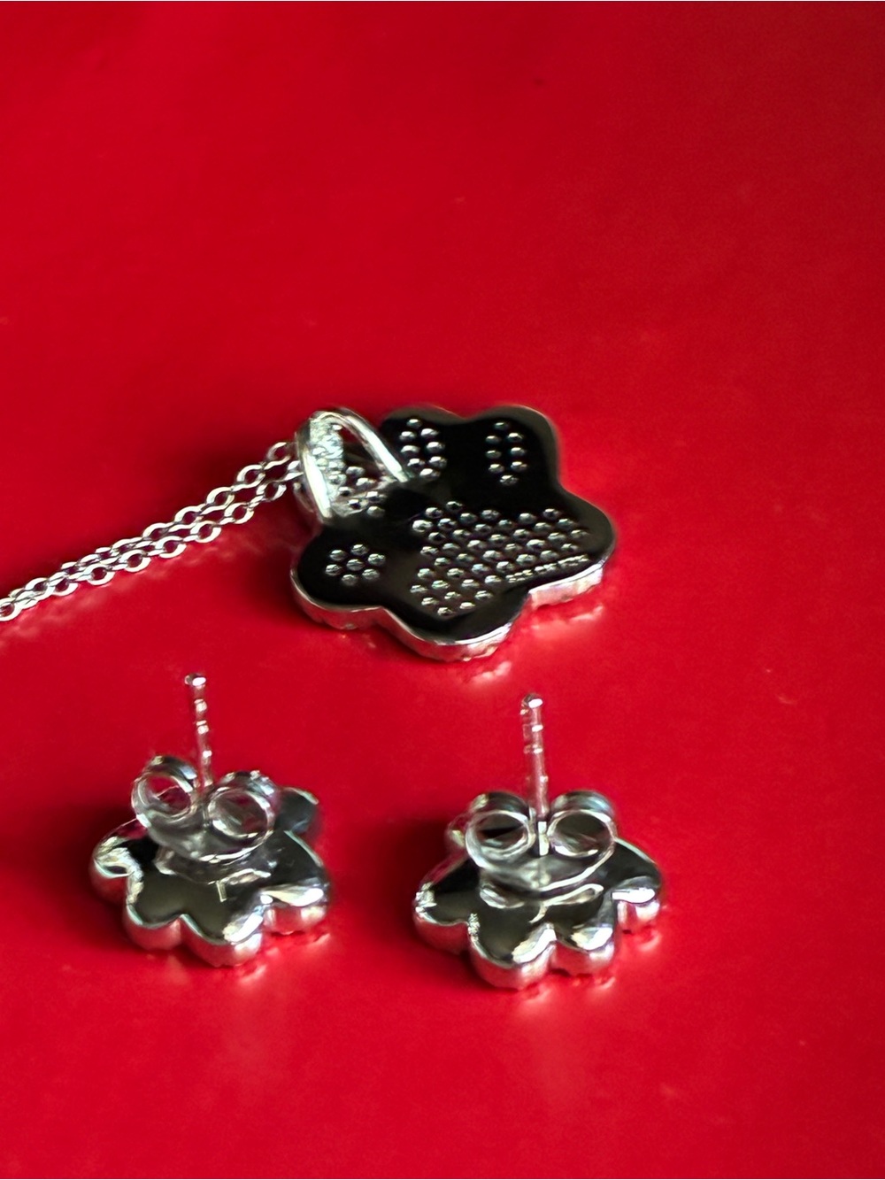 925 Silver Set,Black Paw Print Pendant Necklace and Stud Earrings Set 17” - Picture 3 of 9